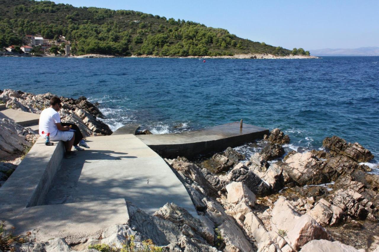 Apartments By The Sea Stomorska, Solta - 5190 Exterior photo